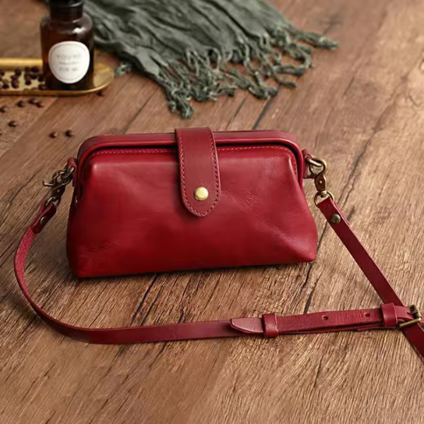 Chloe™ | ヴェリッサのタイムレスな魅力が光るレディースバッグ
