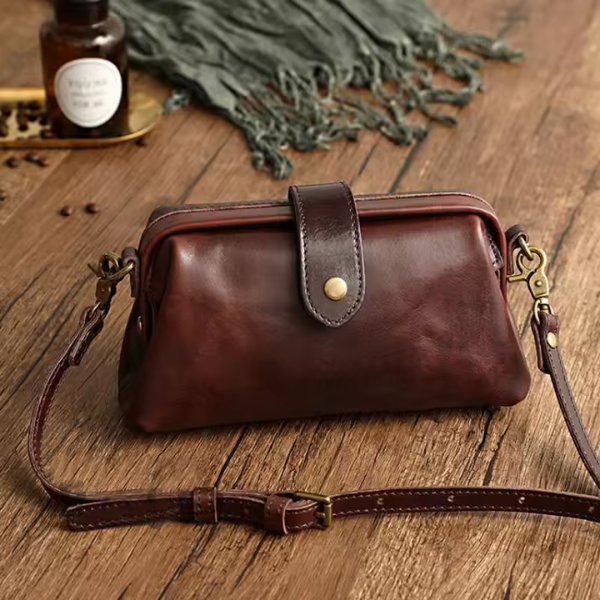 Chloe™ | ヴェリッサのタイムレスな魅力が光るレディースバッグ