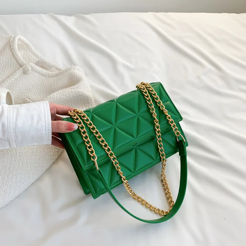 Clara™ | クラシック キルティング スクエア ショルダーバッグ