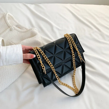 Clara™ | クラシック キルティング スクエア ショルダーバッグ